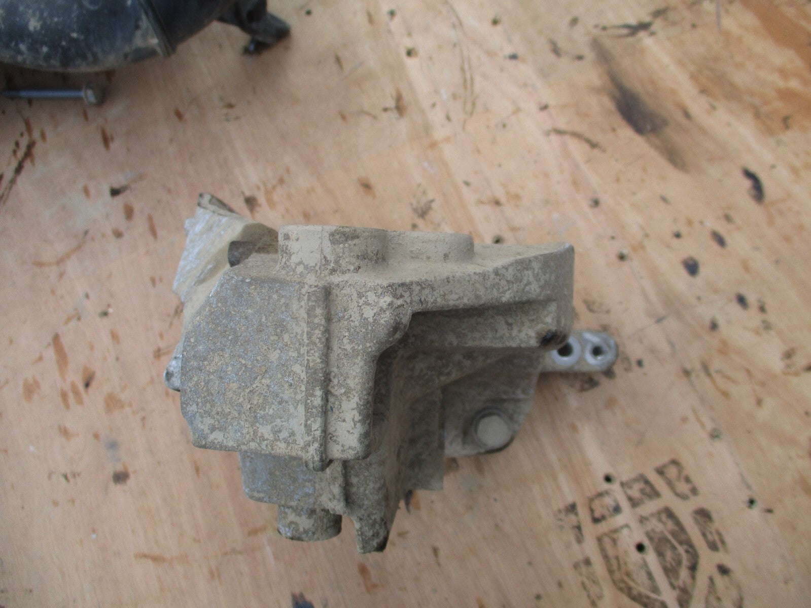 2022 VW VOLKSWAGEN CRAFTER MK2 2.0 TDI DIESEL ENGINE MOUNT 2N0407104B