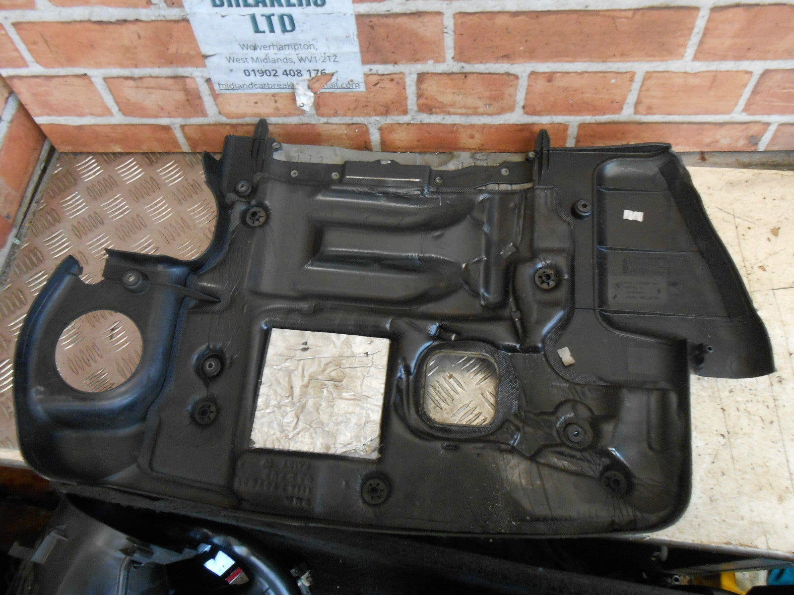 BMW 3 SERIES E46 2004 320d TOP PLASTIC ENGINE COVER 7787330-06