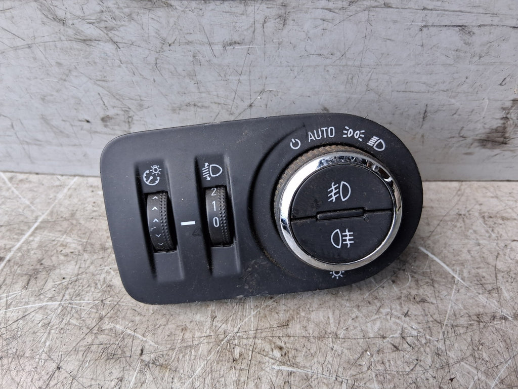 2015 VAUXHALL CORSA E HEADLIGHT CONTROL ADJUSTER SWITCH 13470454