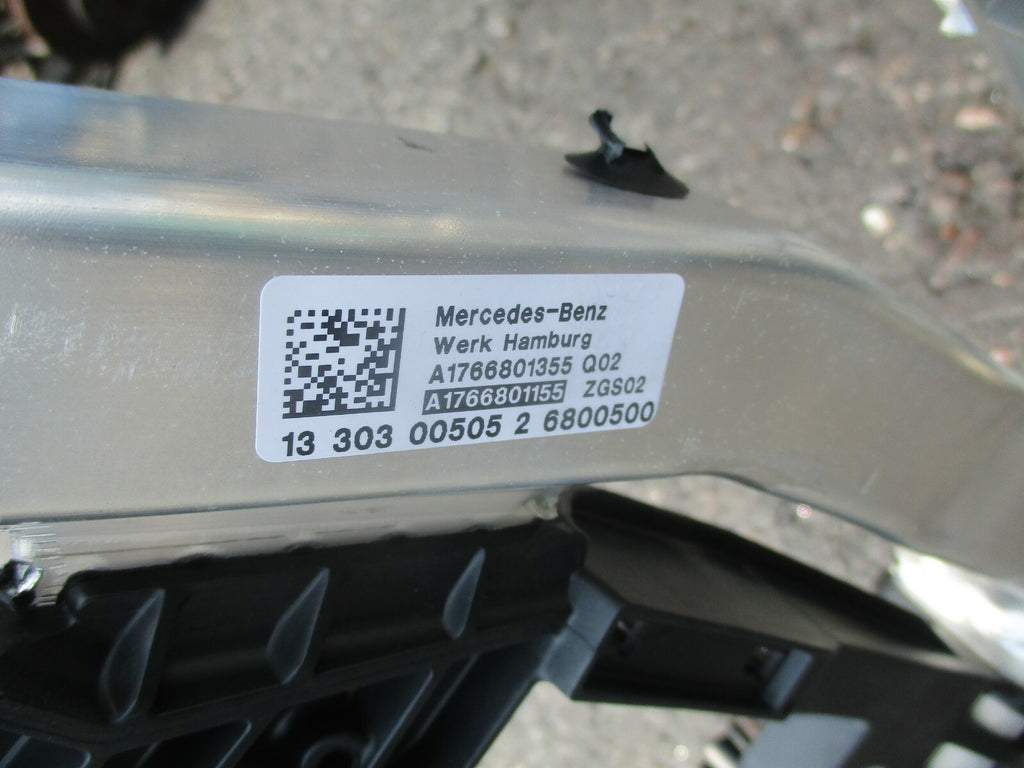 MERCEDES A CLASS W176 DASHBOARD SUPPORT FRAME A1766801555