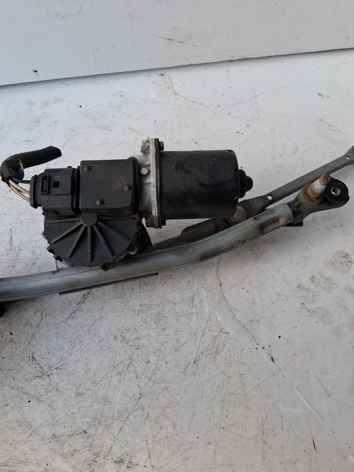 2015 FIAT FIORINO FRONT WINDSCREEN WIPER MOTOR LINKAGES