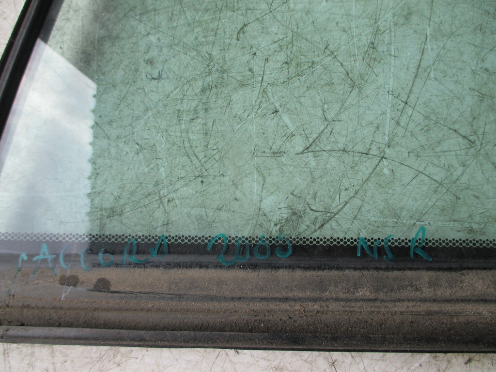 HONDA ACCORD MK6 OSR DRIVER SIDE REAR QUARTER WINDOW GLASS