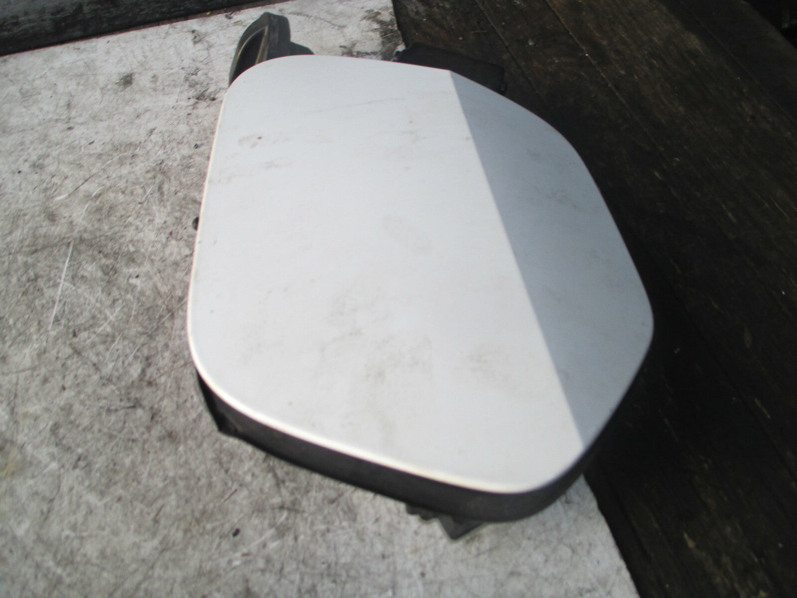 VAUXHALL CORSA F 2020 FUEL FILLER FLAP COVER WHITE 39167575