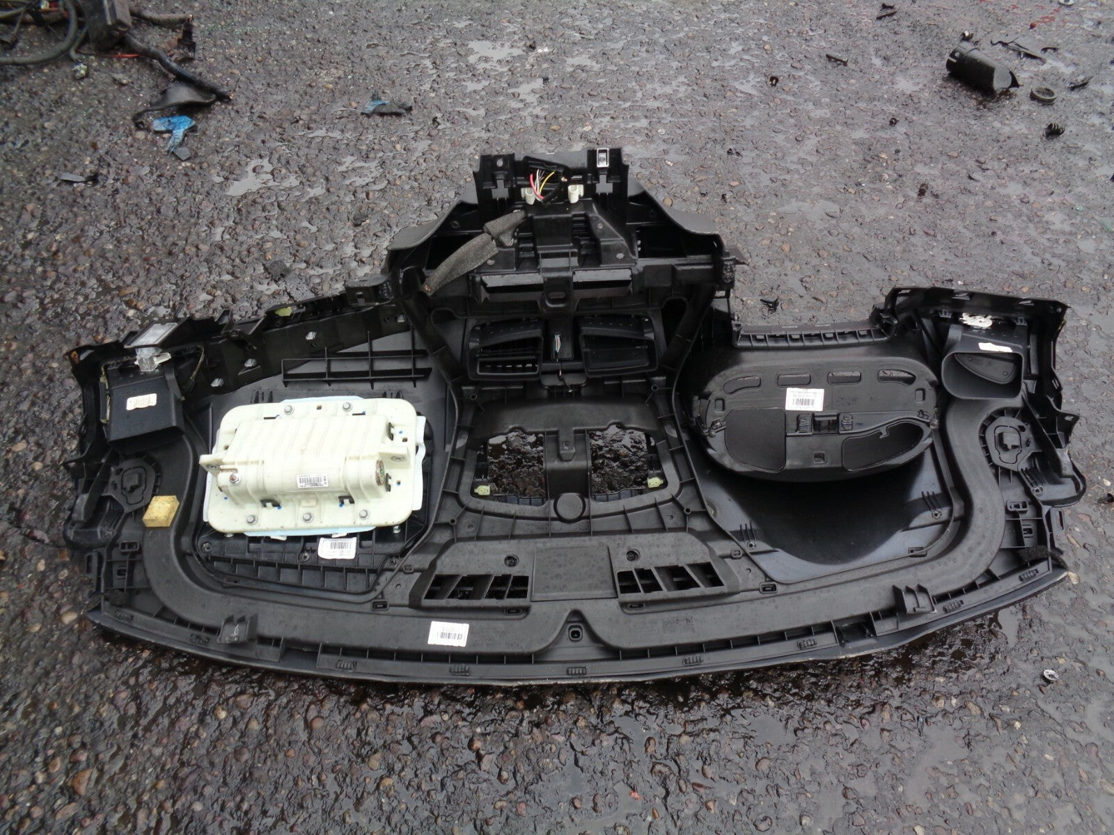 RENAULT MEGANE 2012 MK3 1.6 DCI DASHBOARD WITH AIRBAG 681000026R