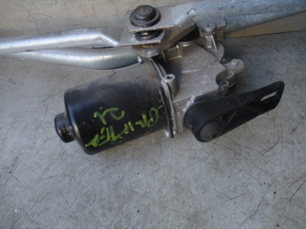 2021 MERCEDES SPRINTER W907 FRONT WINDSCREEN WIPER MOTOR LINKAGES