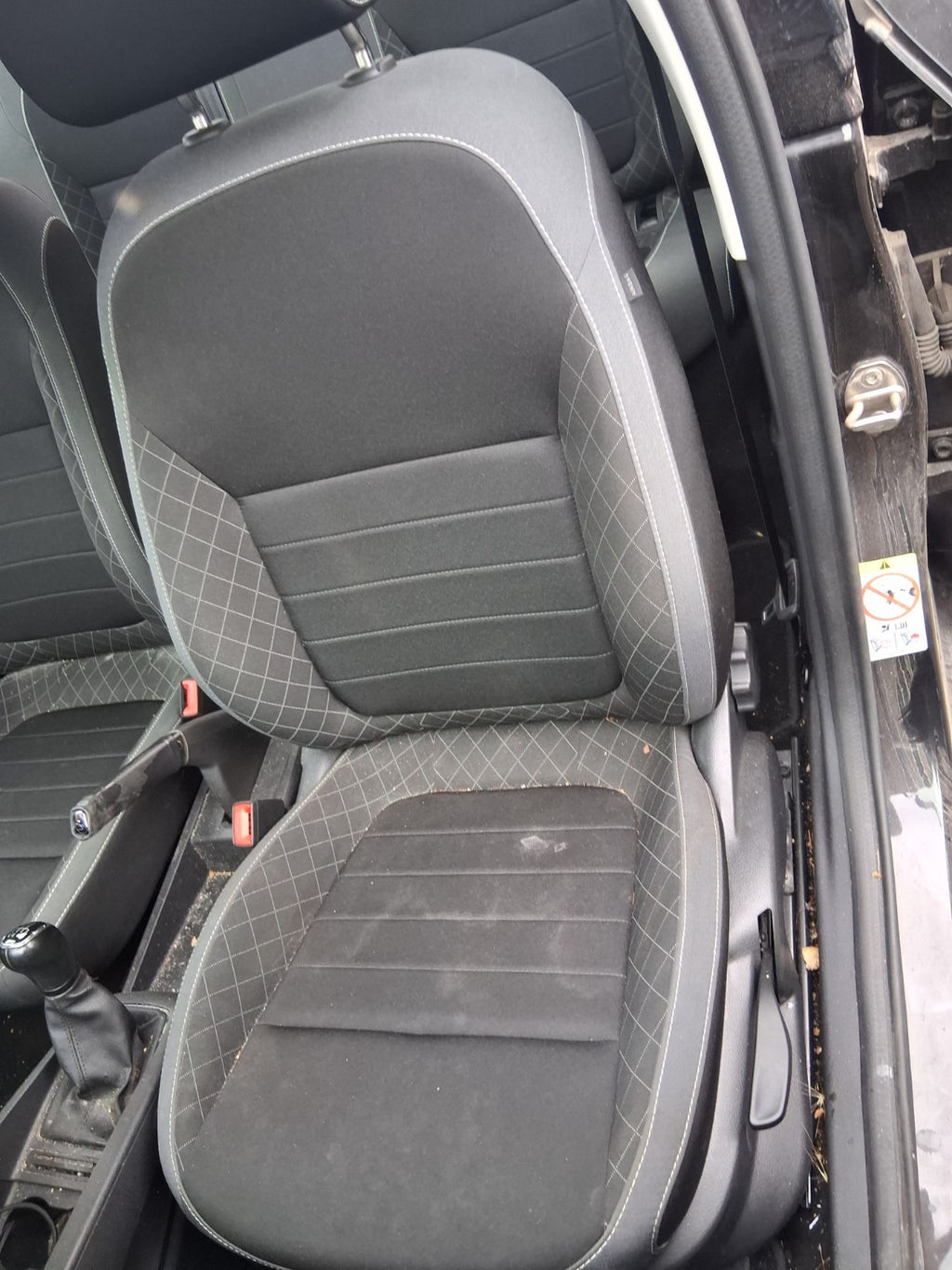 2020 SKODA FABIA MK3 NJ HATCHBACK NSF PASSENGER SIDE FRONT LEFT COMPLETE SEAT