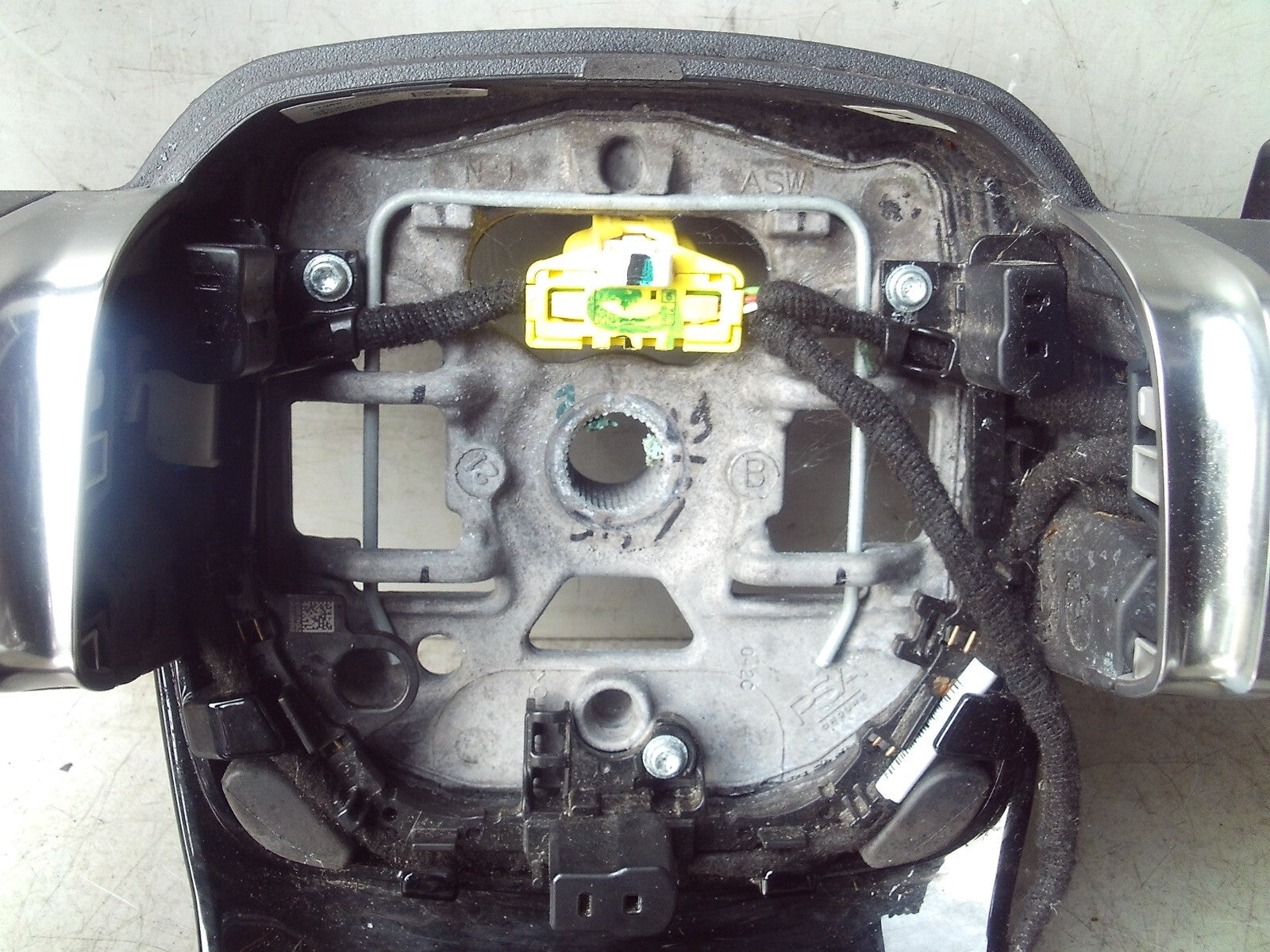 2021 CITROEN C4 MK3 STEERING WHEEL MULTIFUNCTIONS WITH PADDLE SHIFTS 98406900ZD
