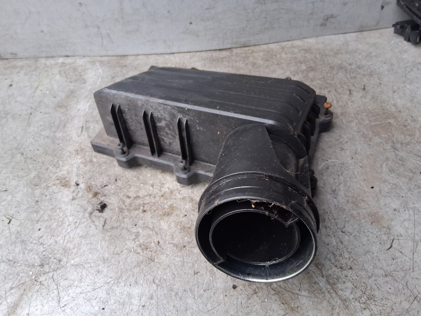 2021 VAUXHALL VIVARO AIR FILTER BOX COVER 5Q0129601BB