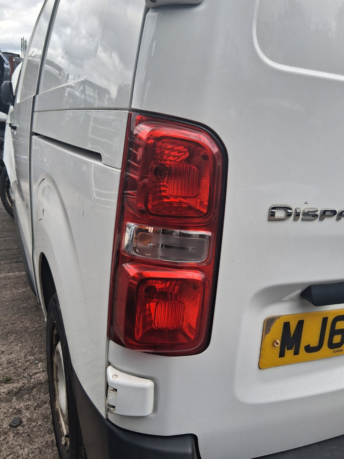 2019 CITROEN DISPATCH VIVARO MK3 NSR PASSENGER SIDE REAR TAIL LIGHT LAMP