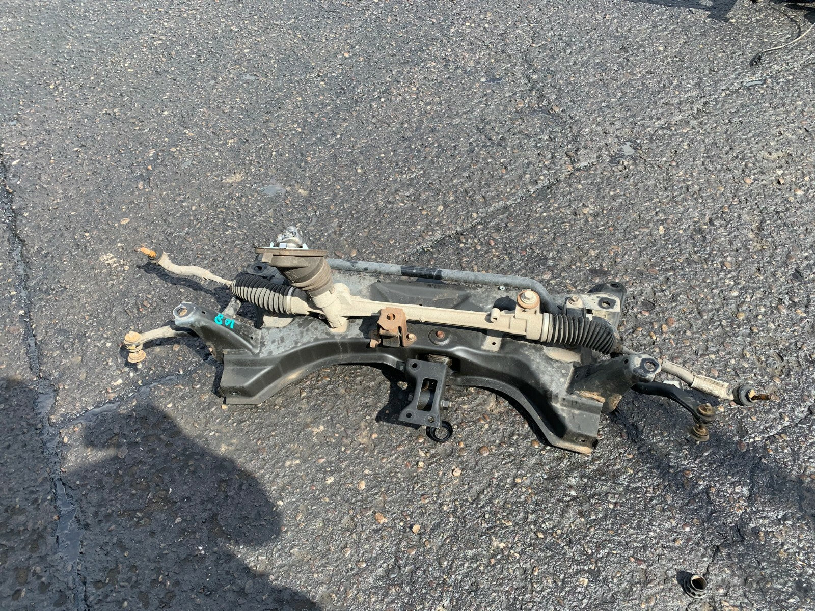 PEUGEOT 108 1.0 FRONT SUBFRAME CRADLE WITH STEERING RACK AND ANTI ROLL BAR SUB