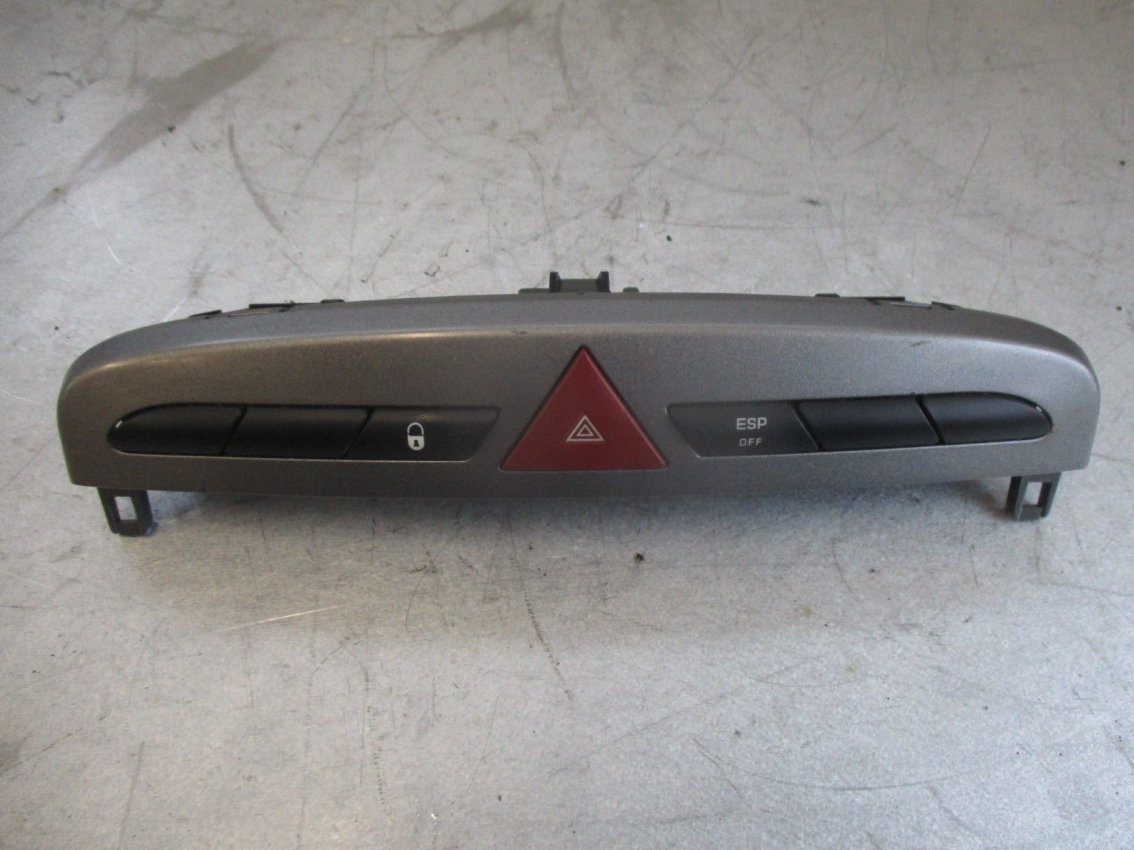 PEUGEOT 308 2009 HAZARD LIGHT ESP OFF CONTROL LOCK SWITCH PANEL TRIM 9659215177