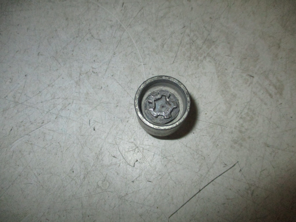 VW VOLKSWAGEN SCIROCCO MK3 2014 4 x LOCKING WHEEL NUT & KEY