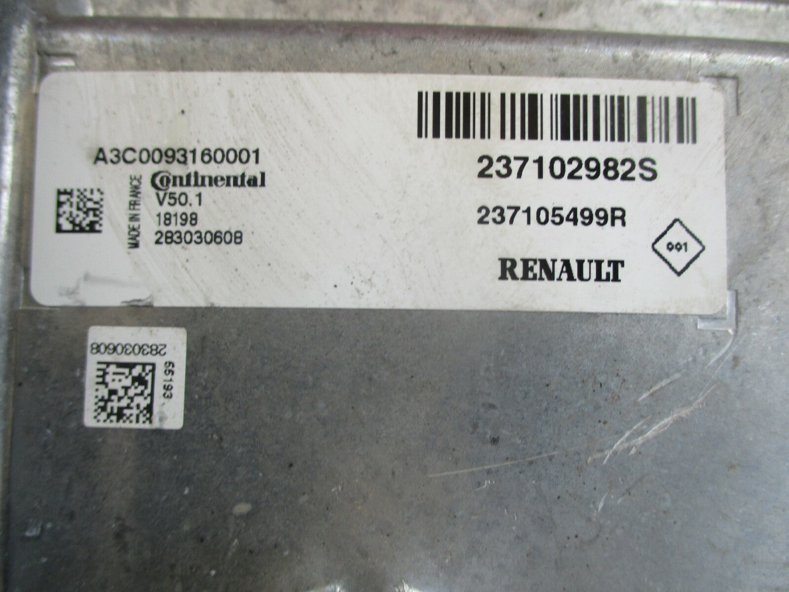 RENAULT CLIO X98 MK4 2019 0.9 PETROL ENGINE CONTROL UNIT ECU 237102982S