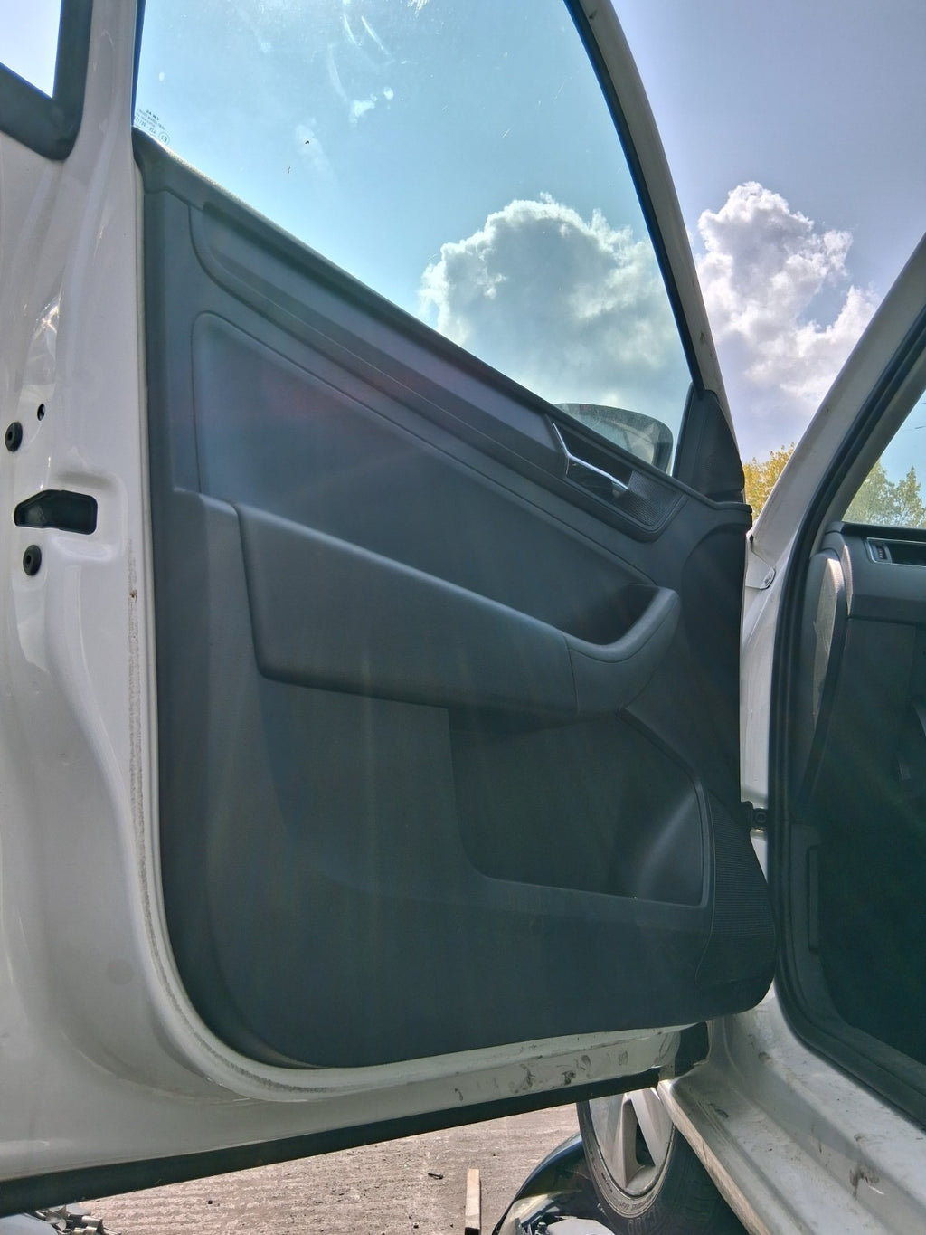 SEAT TOLEDO MK4 2018 HATCH NSF PASSENGER SIDE FRONT DOOR CARD PANEL