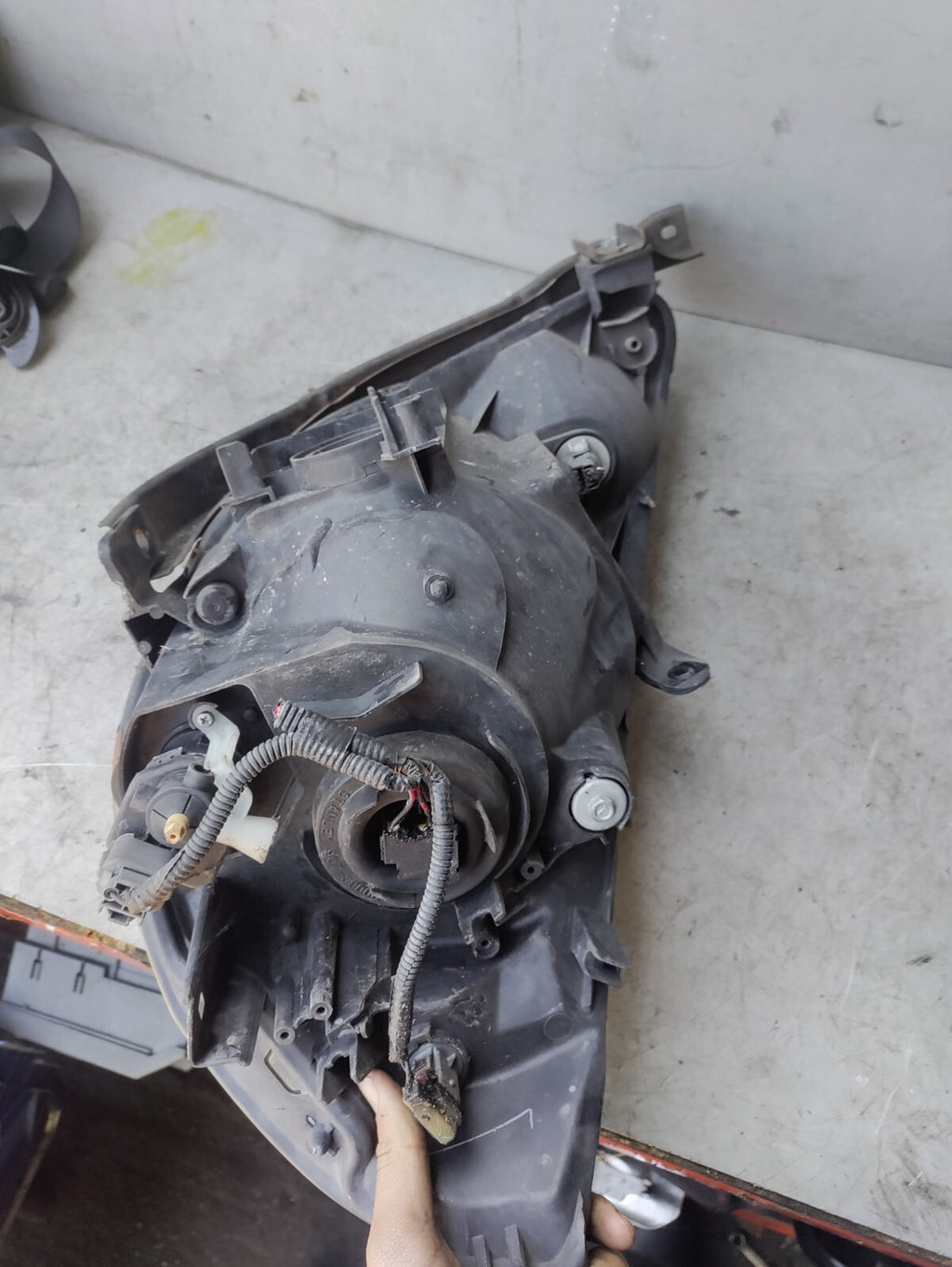 2004 HONDA JAZZ MK2 OSF DRIVER SIDE FRONT HEADLIGHT HEADLAMP