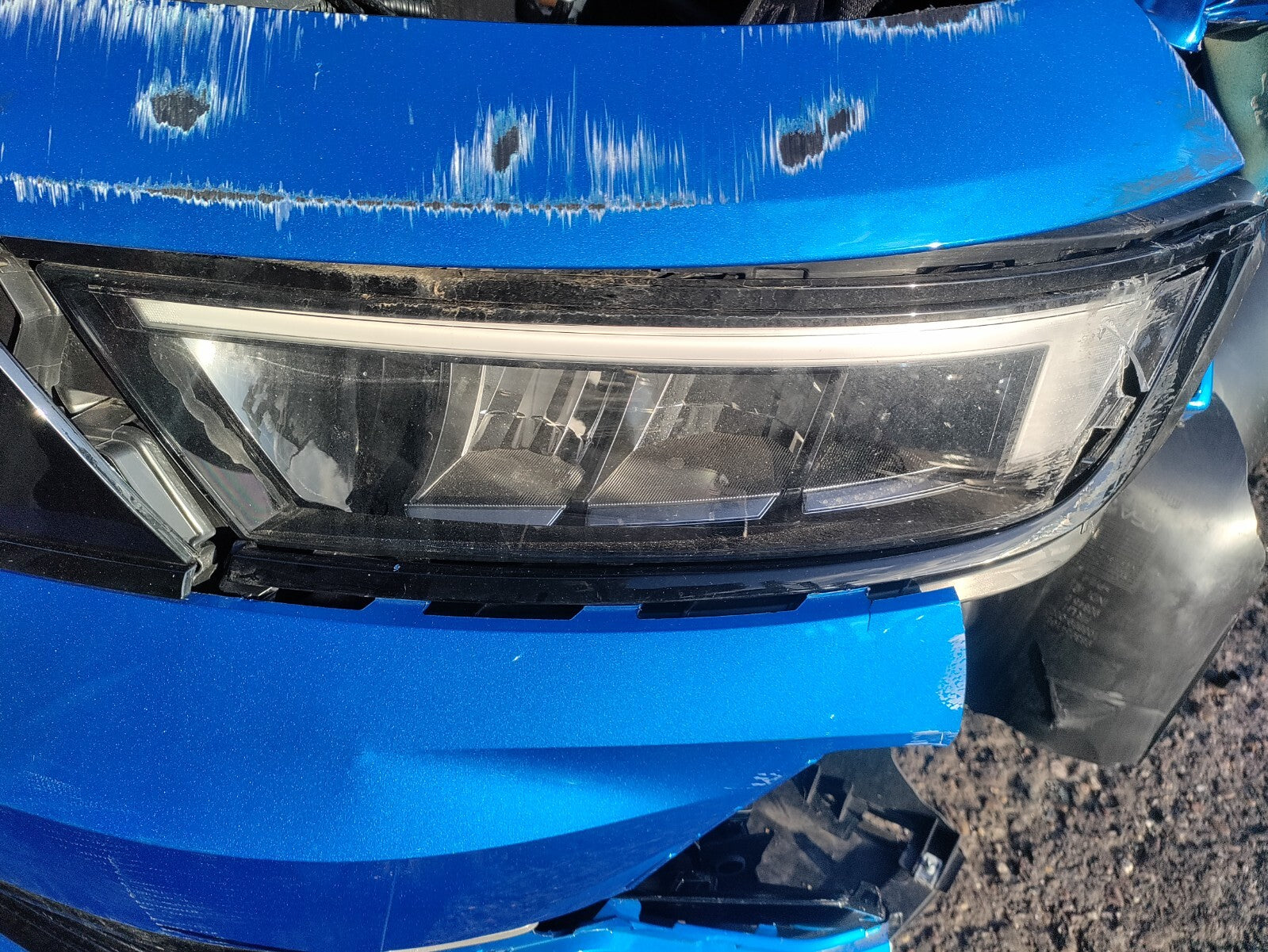 2024 VAUXHALL ASTRA L ESTATE NSF PASSENGER SIDE HEADLIGHT DAMAGED 9858777480