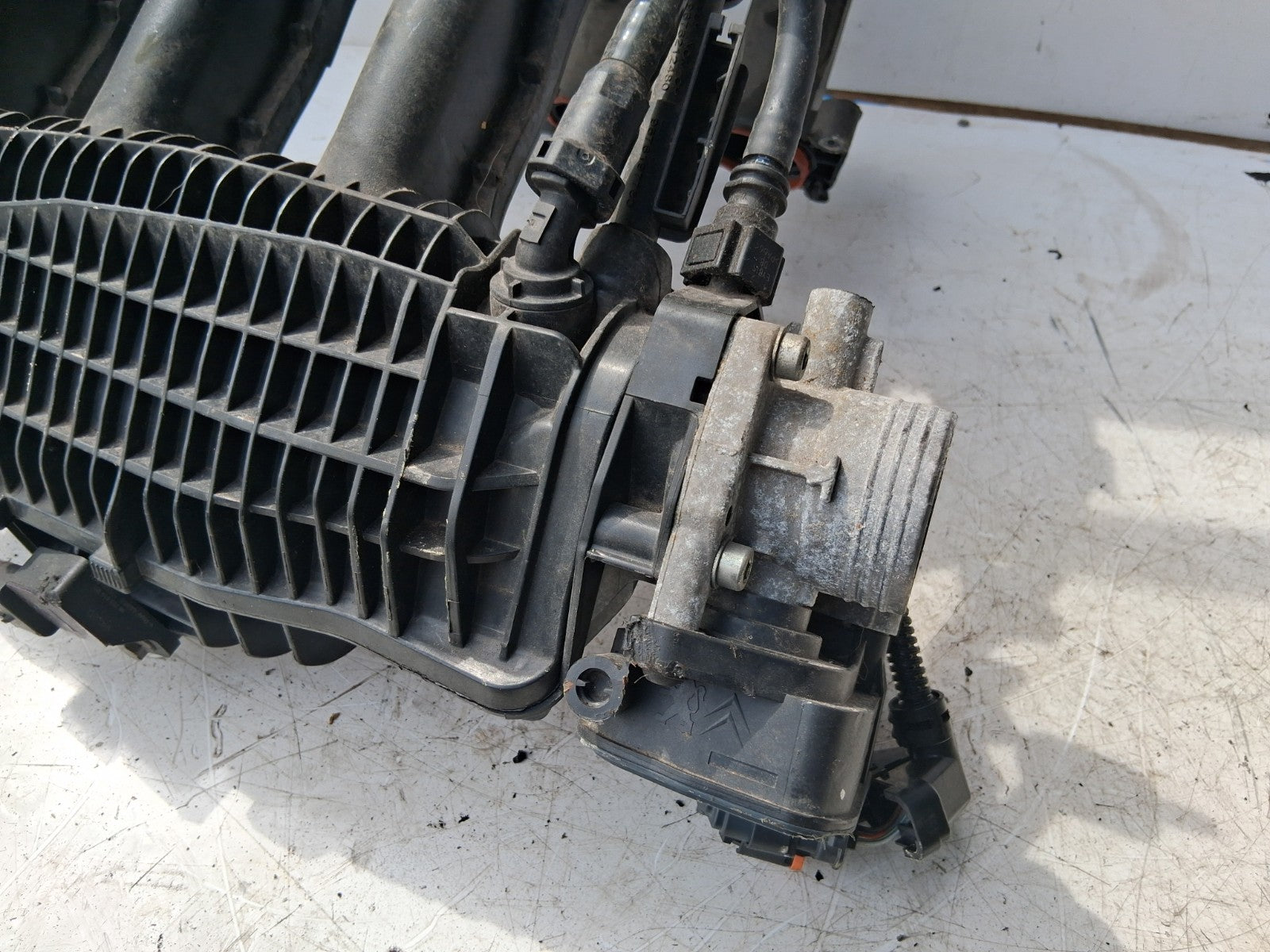 2012 PEUGEOT 208 1.2 PETROL INTAKE MANIFOLD 9673063980
