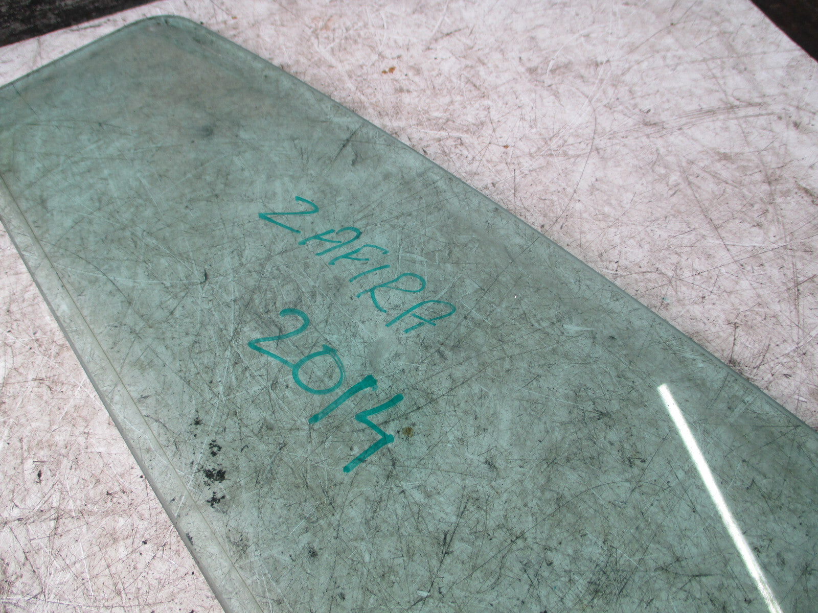 VAUXHALL ZAFIRA 2014 NSR PASSENGER SIDE REAR DOOR QUARTER WINDOW GLASS