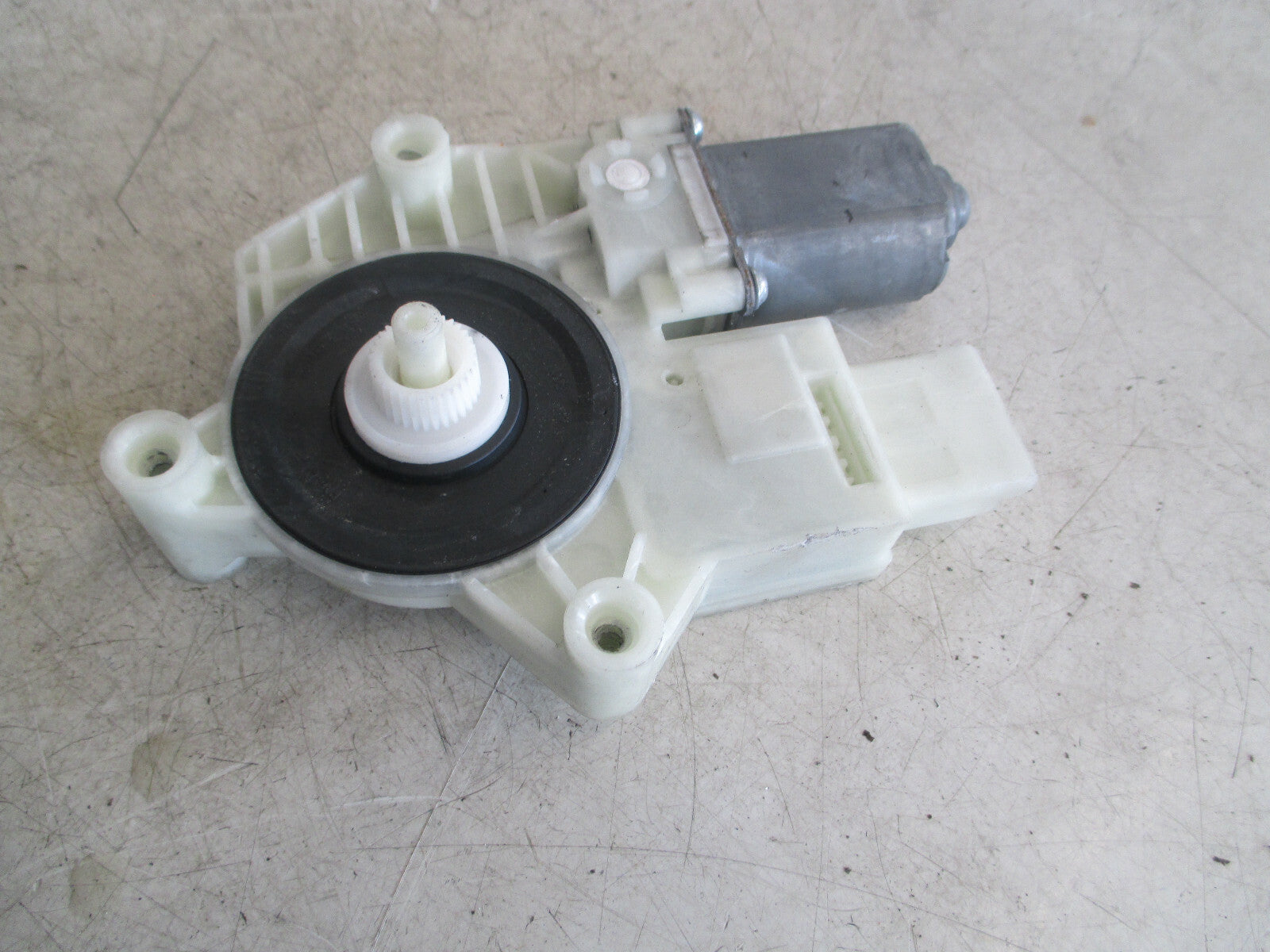 NISSAN QASHQAI J11 2017 MK2 NSR PASSENGER REAR WINDOW MOTOR ONLY