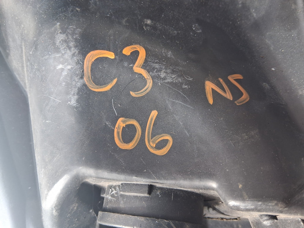 CITROEN C3 2006 NSF NEAR LEFT PASSENGER SIDE FRONT HEADLIGHT / LAMP 9681896380