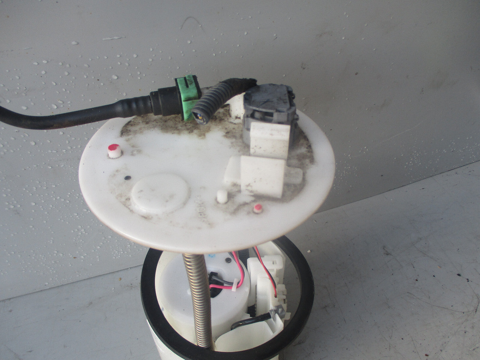 MITSUBISHI ASX 2015 PETROL IN TAKE FUEL PUMP SENDER 1760A156 / 1019620652