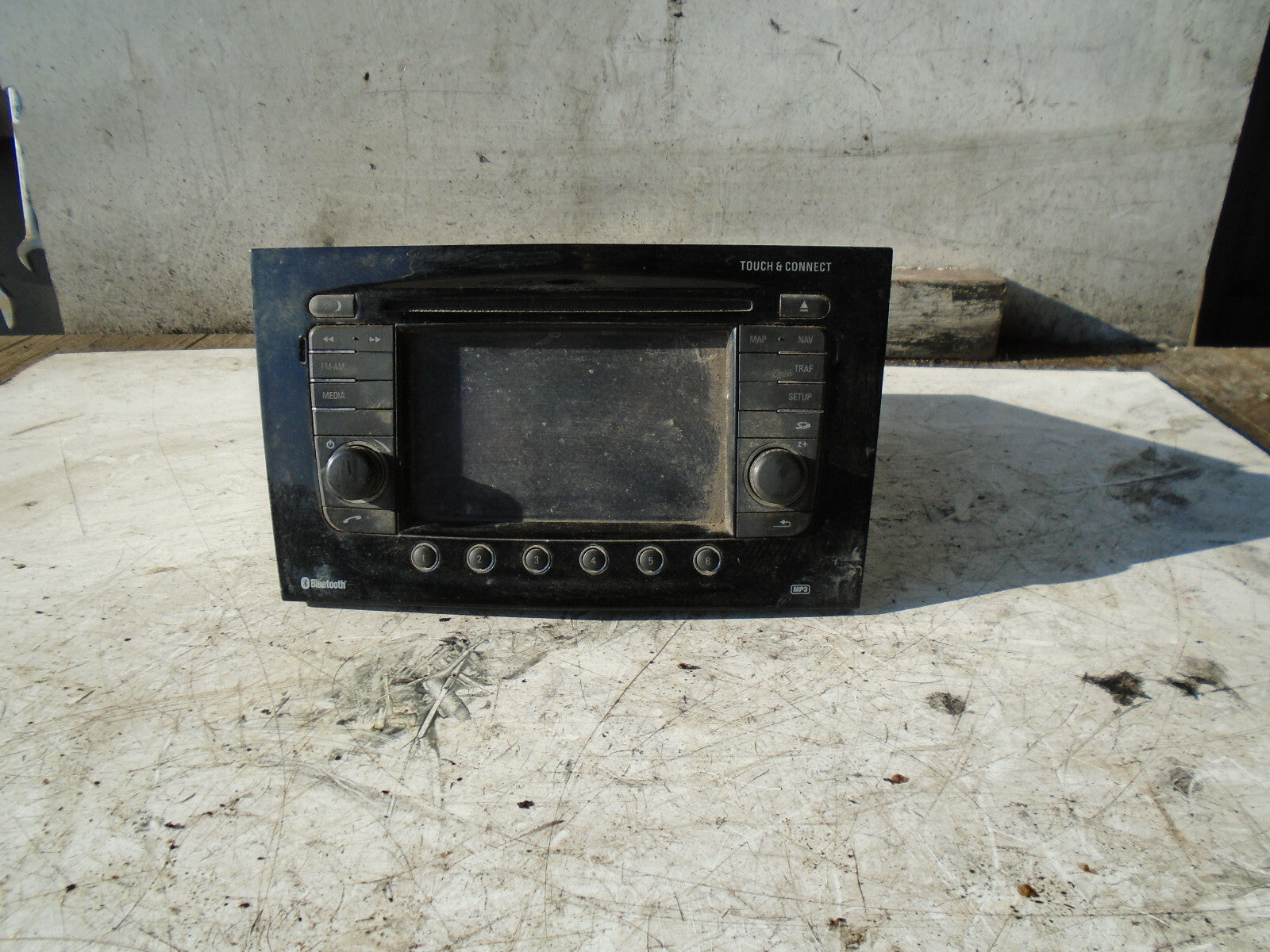 VAUXHALL CORSA D 2013 RADIO STEREO CD PLAYER HEAD UNIT 13431892