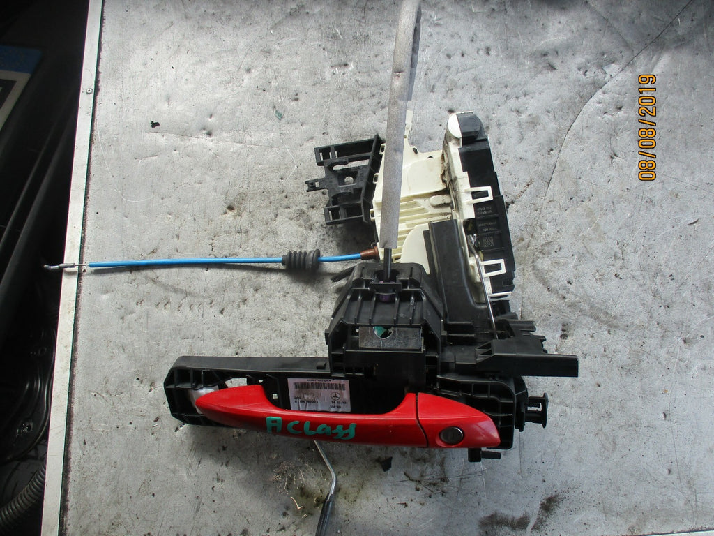 MERCEDES A CLASS W176 NSF PASSENGER SIDE FRONT DOOR LOCK MECH & RED HANDLE