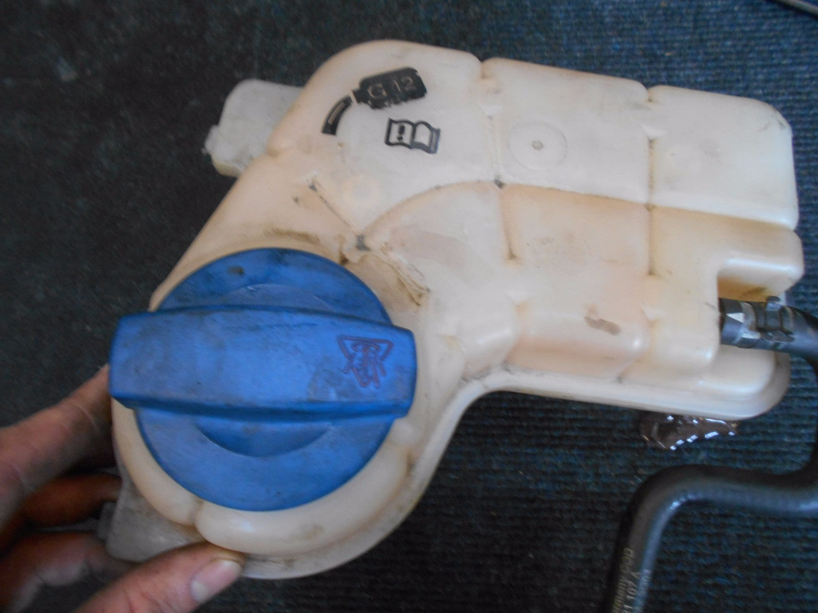 AUDI A6 4B SALOON 2003 1.8T HEADER OVER FLOW EXPANSION TANK 8E0121403