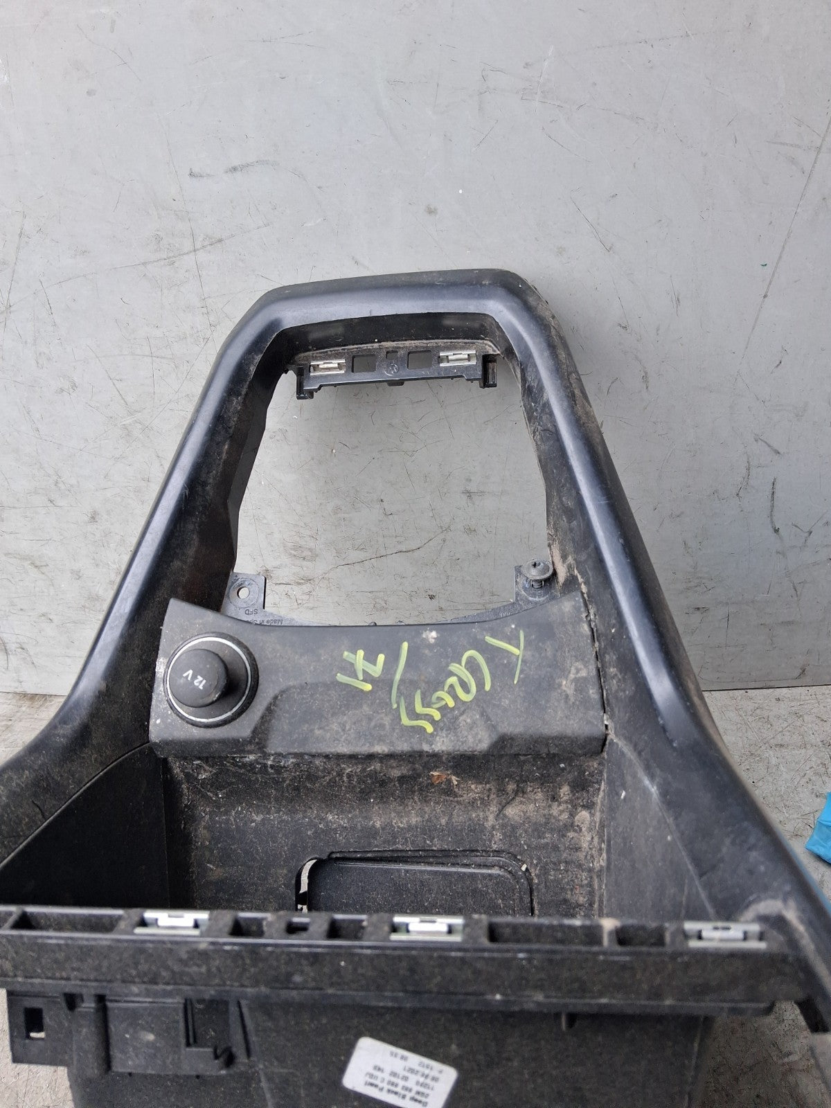 2021 VW VOLKSWAGEN T CROSS GEAR LEVER CENTRE CONTROL CONSOLE 2GM857925