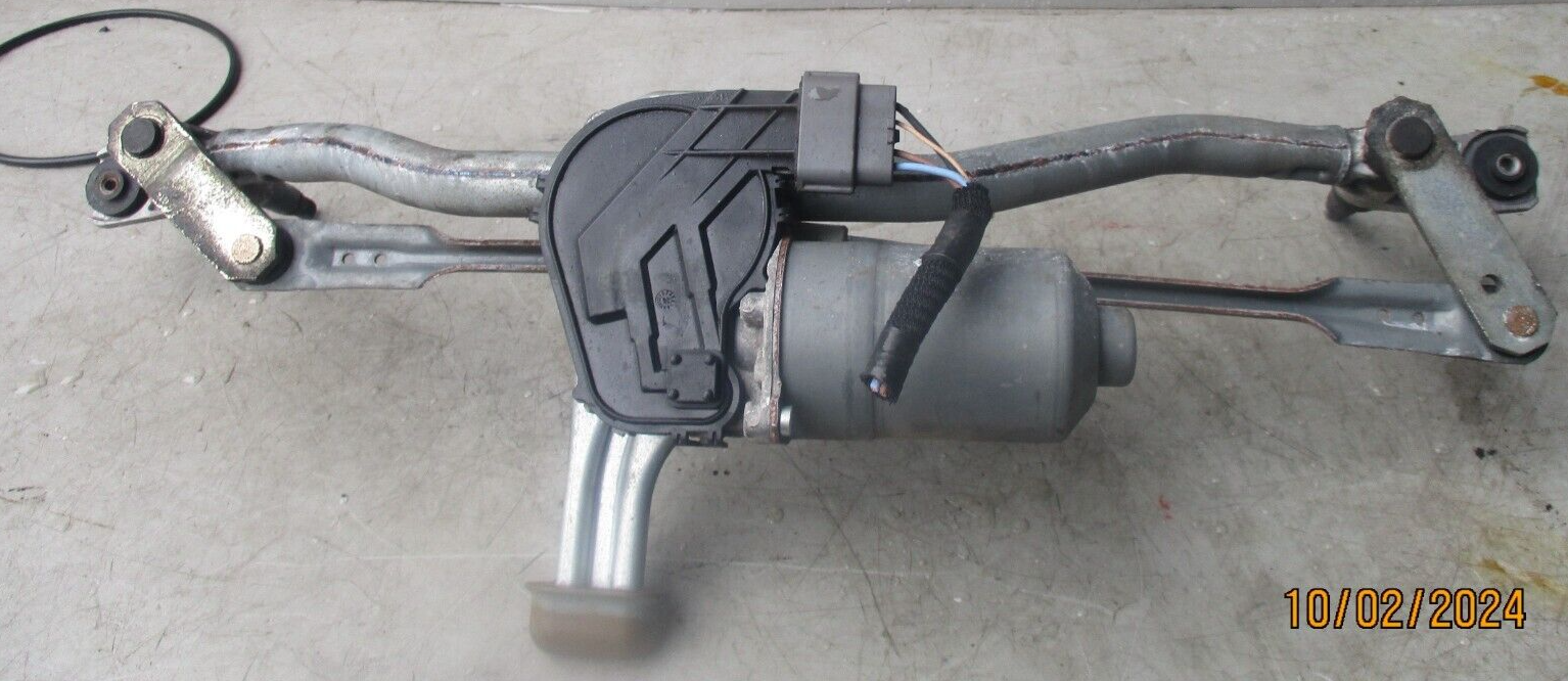 2017 VAUXHALL VIVARO FRONT WIPER  MOTOR AND LINKAGE 0390243508