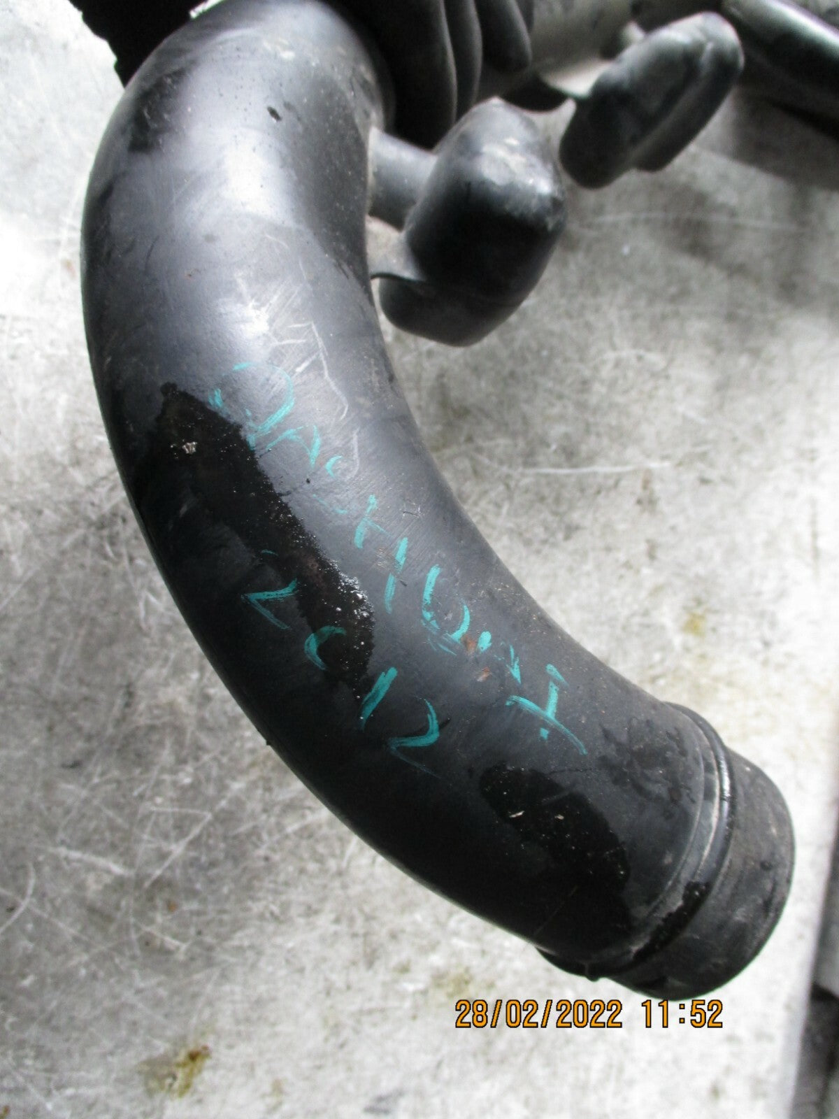 NISSAN QASHQAI 2012 J10 1.6 PETROL AIR INTAKE HOSE PIPE 1076853S01