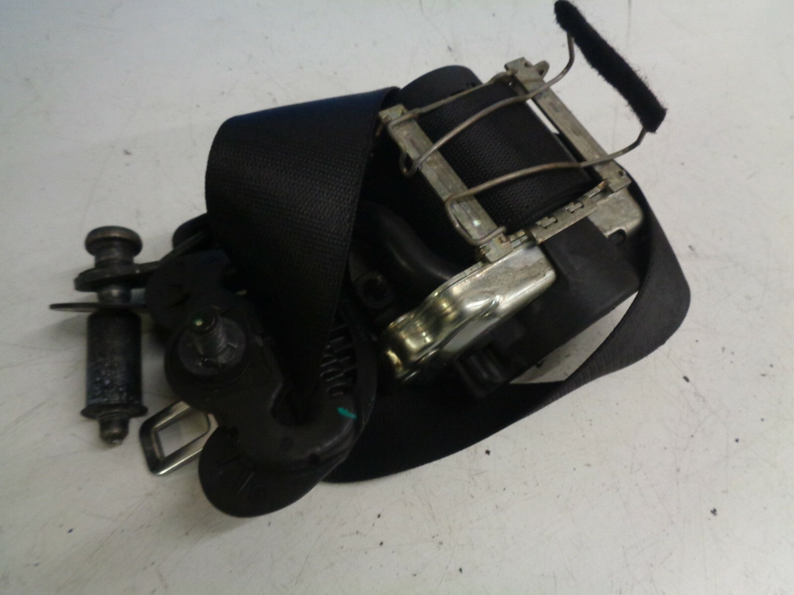 BMW MINI COOPER 2019 F56 3 DOOR NS PASSENGER SIDE SEAT BELT 635268500B