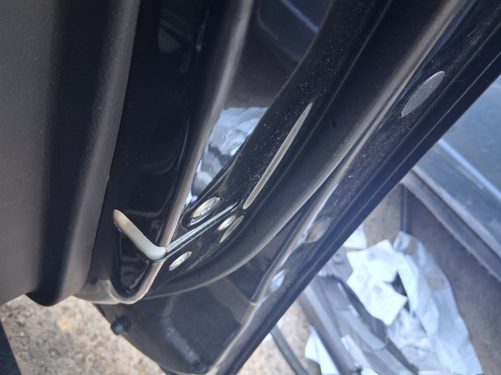 2018 MITSUBISHI OUTLANDER MK3 OSF DRIVER SIDE FRONT DOOR LOCK MECHANISM