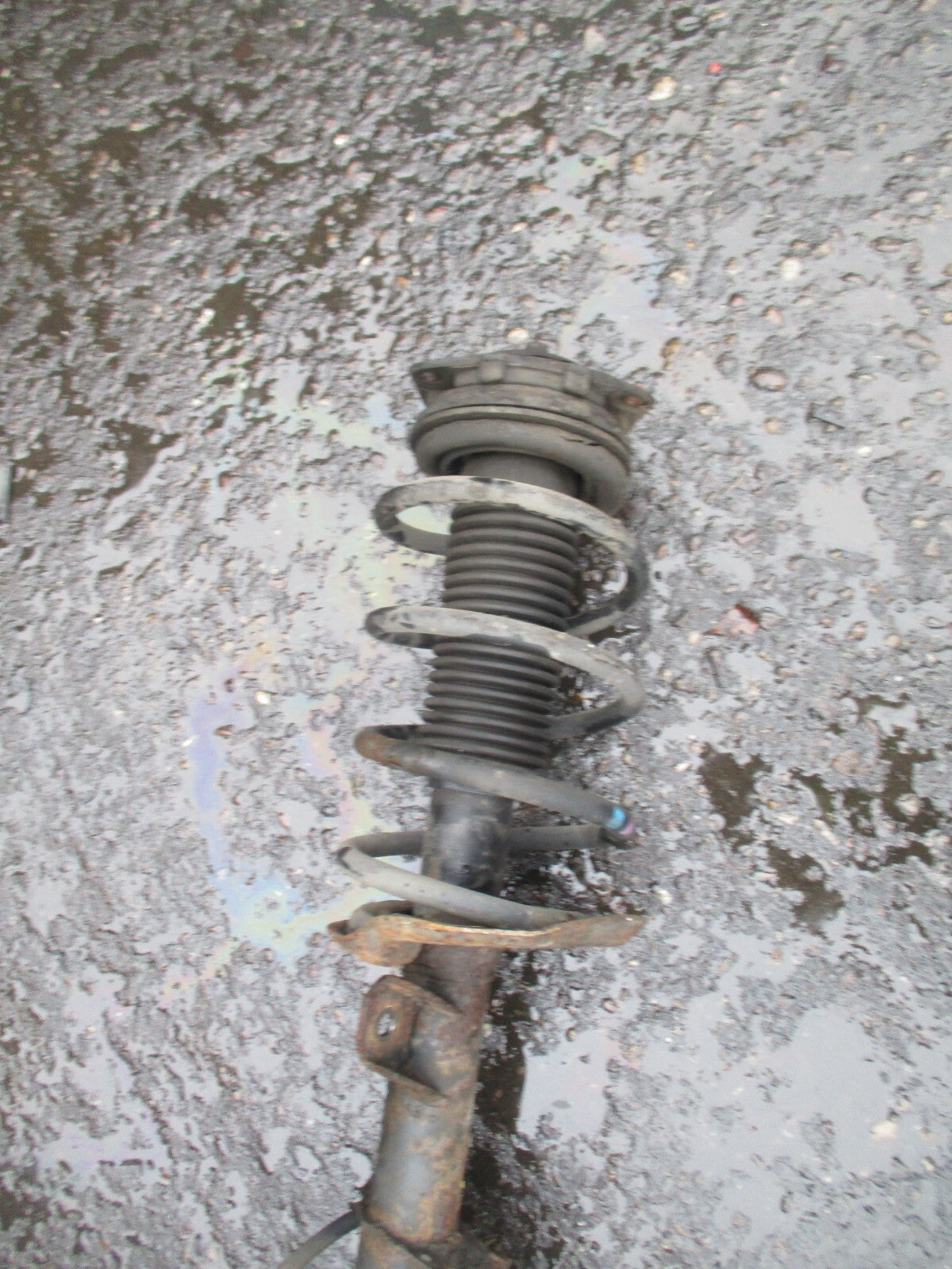 NISSAN QASHQAI J10 2011 1.5 DIESEL OSF DRIVER FRONT HUB & SHOCK ABSORBER