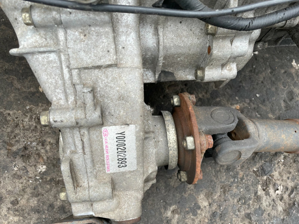 KIA SPORTAGE K00 2001 2.0 16V 4WD FE 5 SPEED MANUAL GEARBOX & TRANSFER BOX