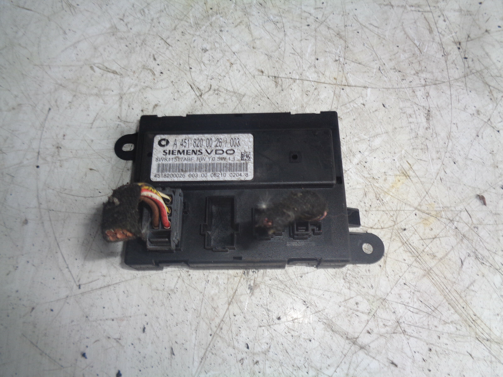 SMART FORTWO 451 CENTRAL LOCKING ECU MODULE A4518200026
