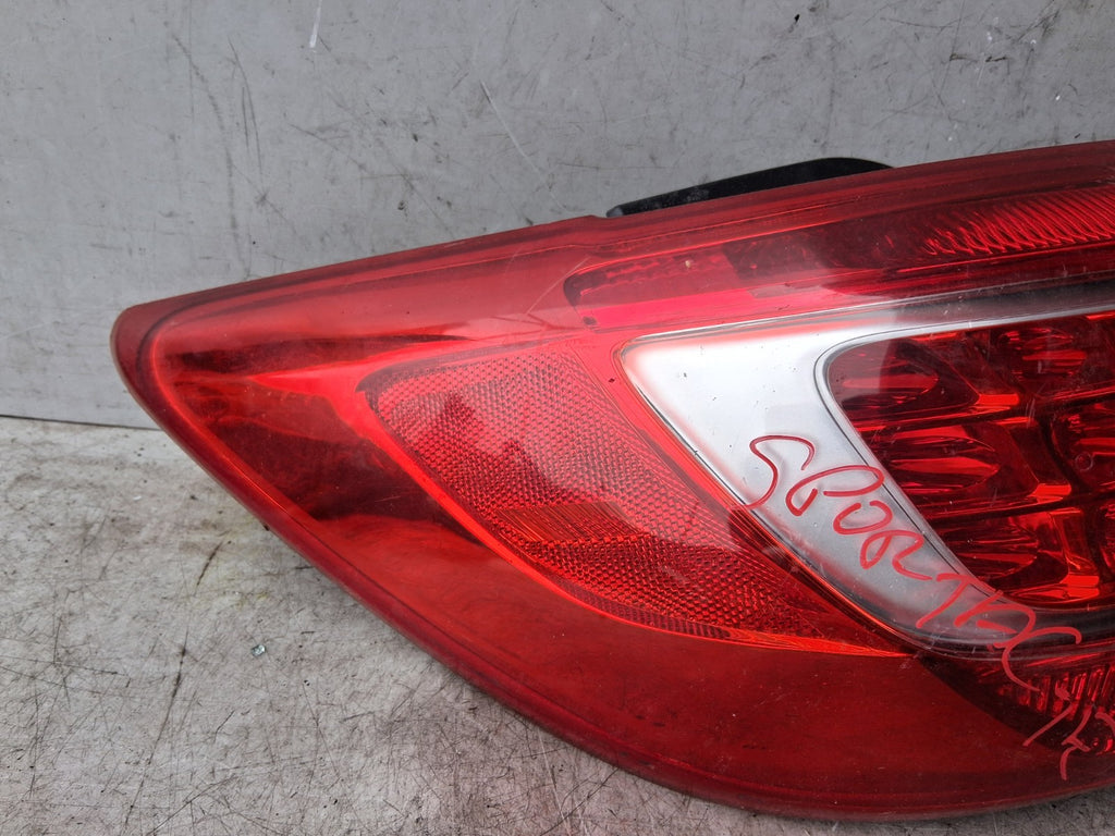 KIA SPORTAGE MK3 2012 OSR DRIVER SIDE REAR RIGHT TAIL LIGHT
