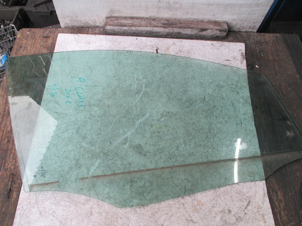 MERCEDES-BENZ A-CLASS 2006 W169 OSF FRONT DRIVER SIDE WINDOW GLASS E143R001582