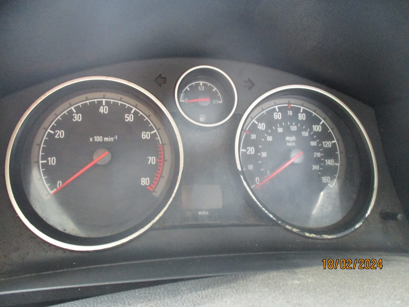 VAUXHALL ZAFIRA B 2013 1.6 PETROL MANUAL SPEEDO INSTRUMENT CLUSTER