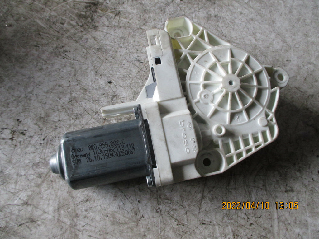 AUDI A1 2015 5 DOOR 8X OSF DRIVER SIDE FRONT DOOR WINDOW MOTOR 8K0959802C