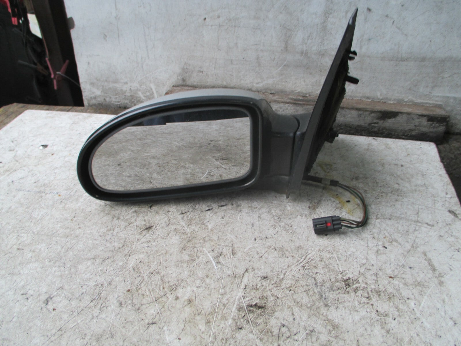 FORD MONDEO MK3 2004 NSF PASSENGER FRONT ELECTRIC WING MIRROR SILVER
