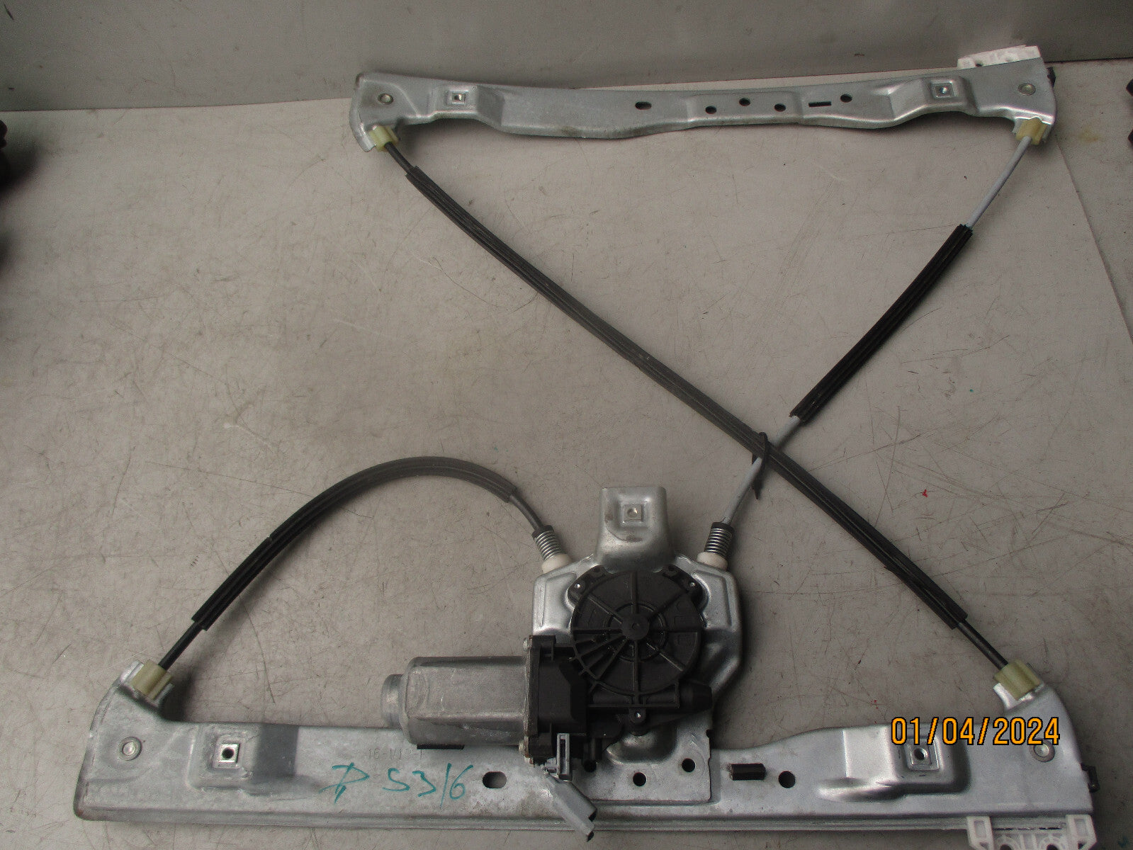 2016 CITROEN DS3 1.6 DIESEL NSF PASSENGER SIDE FRONT WINDOW MOTOR & REGULATOR