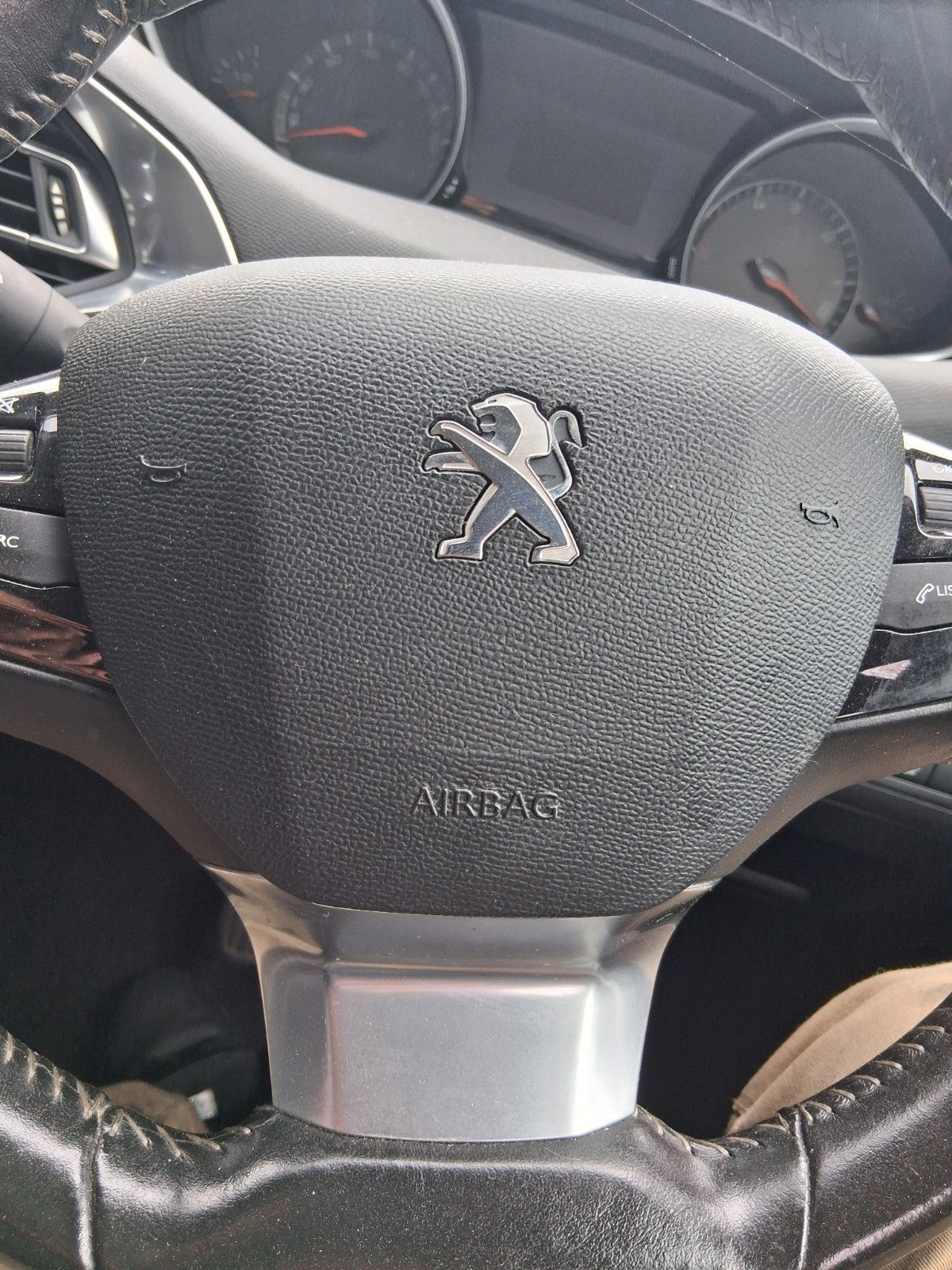 2015 PEUGEOT 308 MK2 ESTATE STEERING WHEEL AIRBAG BLACK