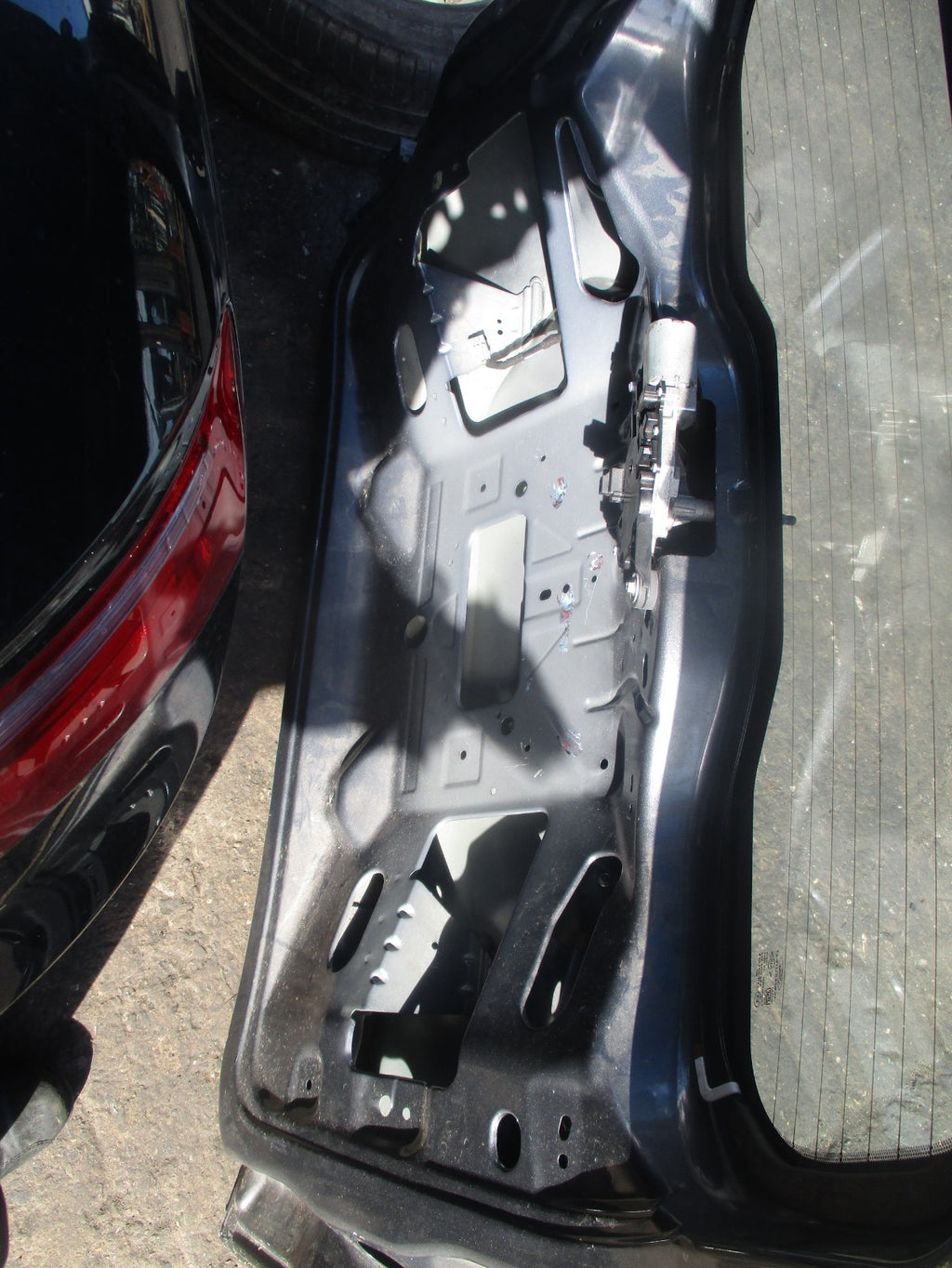 2017 FORD ECOSPORT 5 DOOR BARE TAILGATE BOOTLID GREY