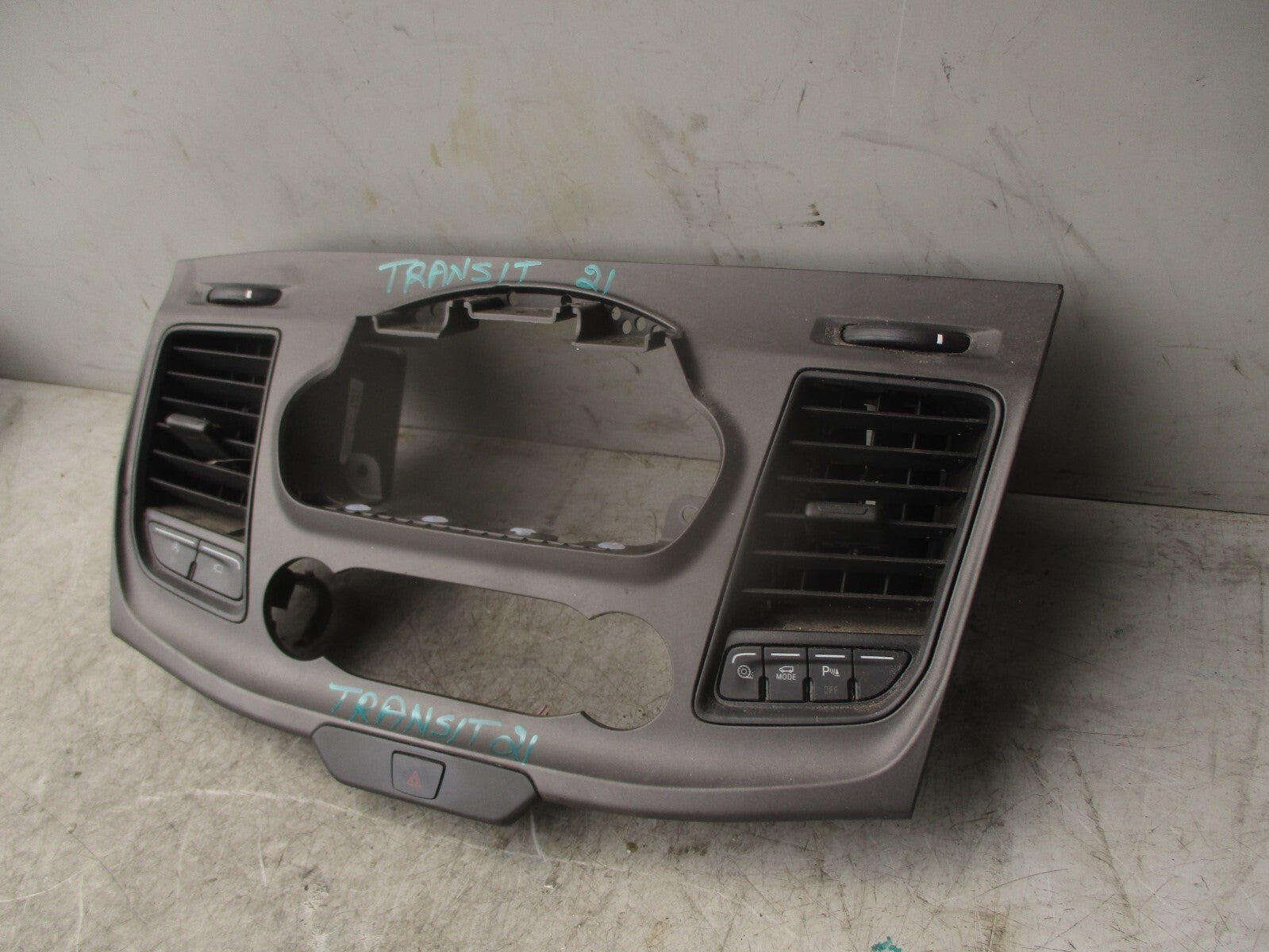 2021 FORD TRANSIT 350 MK8 DASHBOARD TRIM PANEL WITH AIR VENTS JK2118835BDW