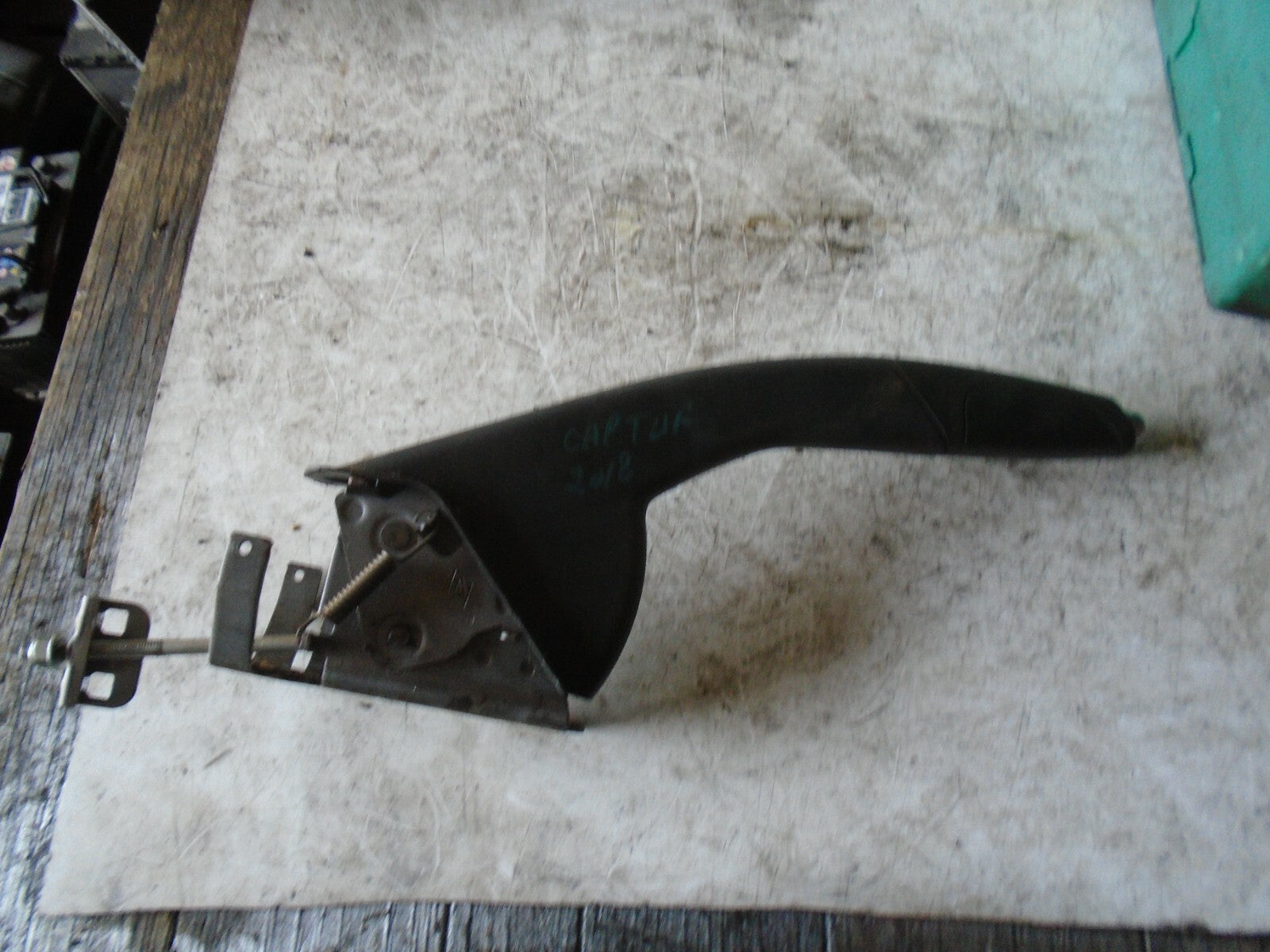 RENAULT CAPTUR 2018 MK1 HANDBRAKE LEVER