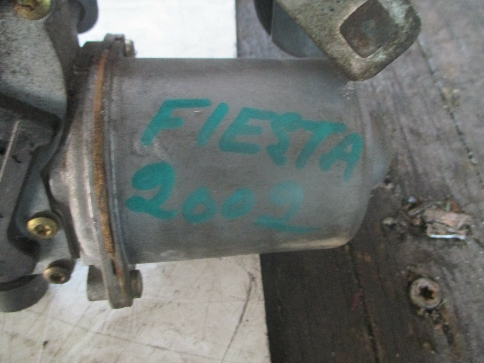 FORD FIESTA 2002 MK5 FRONT WIPER MOTOR WITH LINKAGES 2S6T17B571