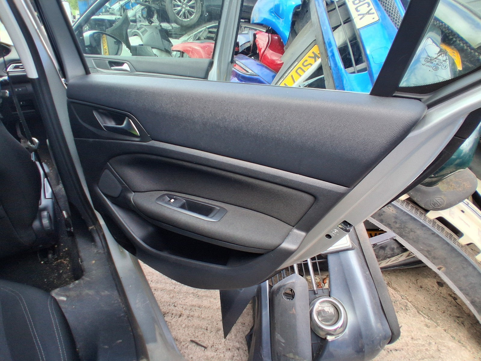 2014 PEUGEOT 308 MK2 HATCH OSR DRIVER SIDE REAR DOOR CARD PANEL