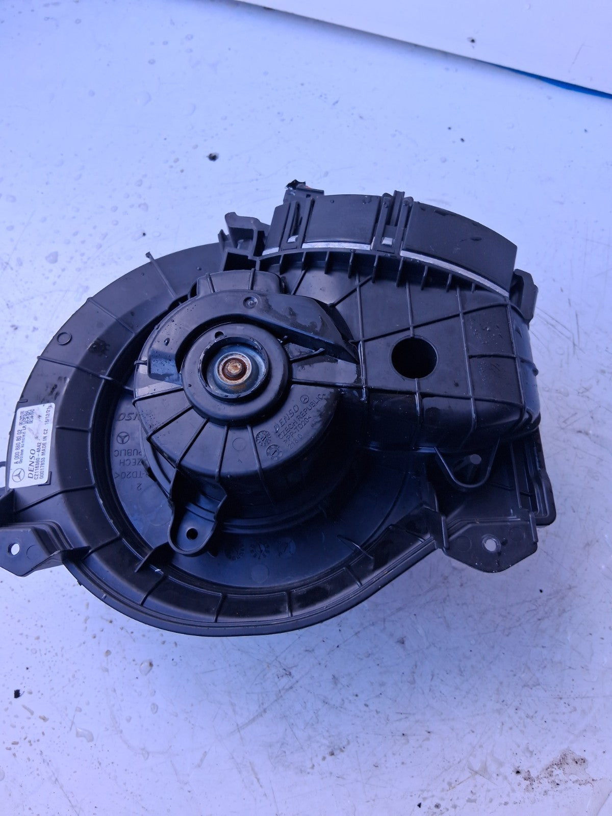 2022 MERCEDES SPRINTER HEATER BLOWER FAN MOTOR A0008308002