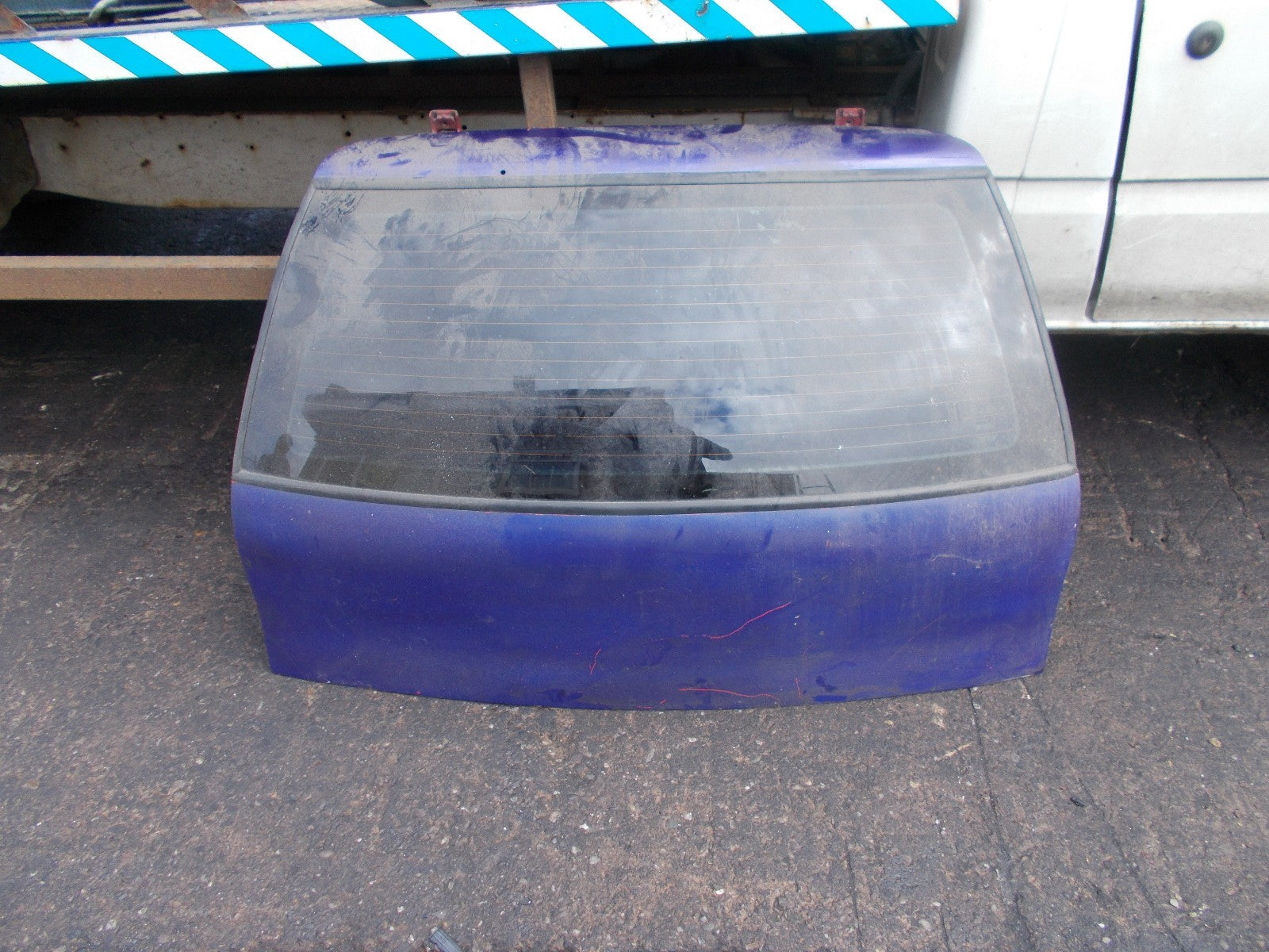 FIAT PUNTO MK1 REAR BOOTLID TAILGATE HATCHBACK PURPLE